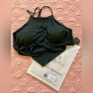 Klassy Network black bandana halter top, size XL, BNWT